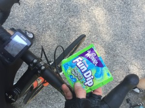 We were running on empty before we ran into the lunch restaurant, fun dip time (imported from the US)!!!!