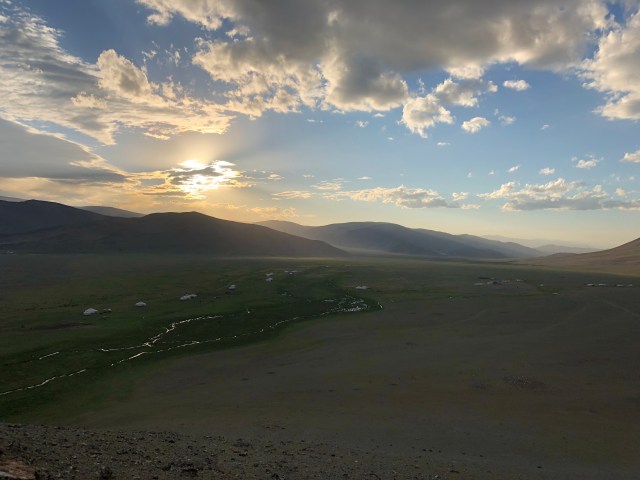 3B44DDC3-F165-4ECC-AB04-3C34CFFFCD63