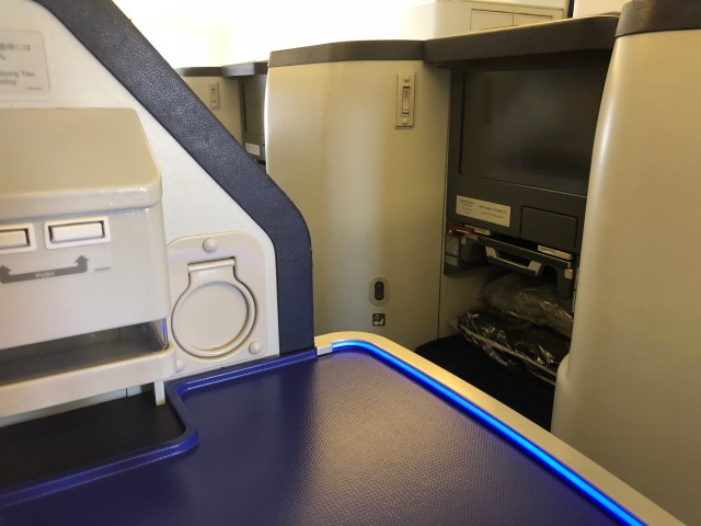 FD76D4A3-4116-468F-BC6D-3C045511B0F4